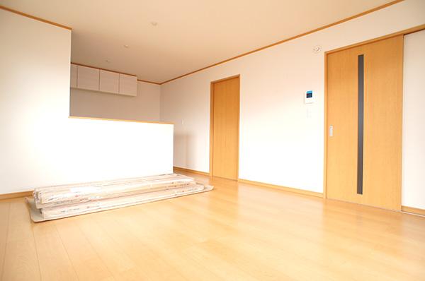 Living. LDK also increases likely relaxation time of family reunion Indoor (11 May 2013) Shooting A Building