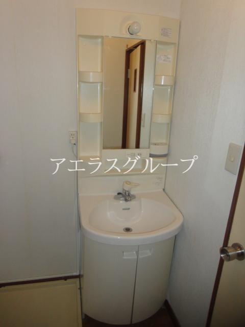 Washroom. You can comfortably cleansing in morning