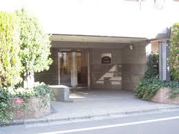 Entrance. Common areas