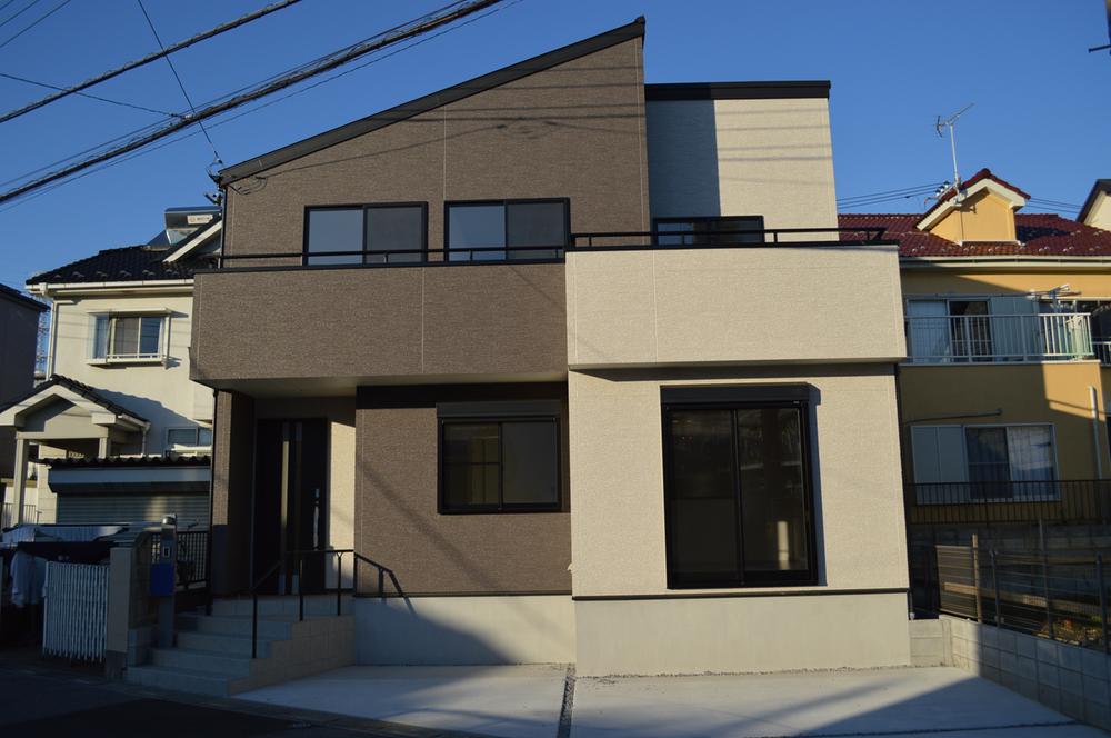 Local appearance photo