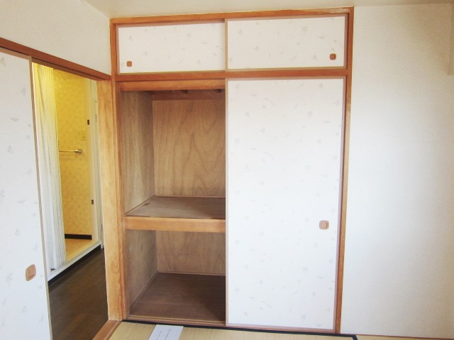 Receipt. Upper closet is with storage