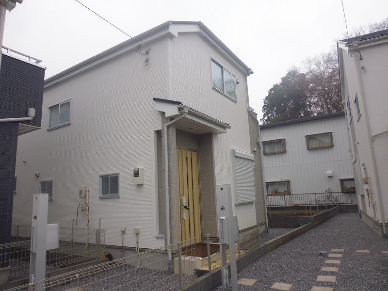 Local appearance photo. Local (12 May 2013) Shooting