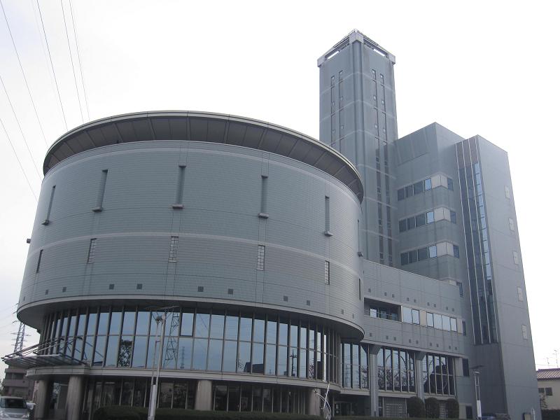 Government office. Hatogaya 490m until the branch office (government office)