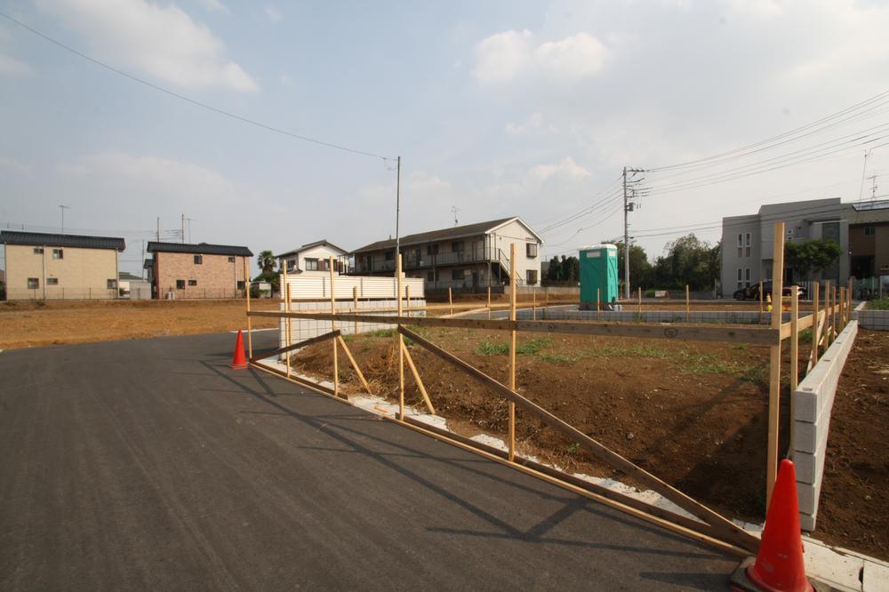 Local photos, including front road