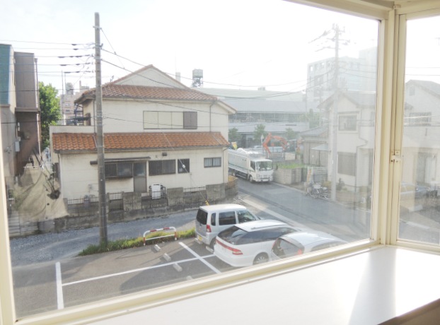 View. There is no unobstructed