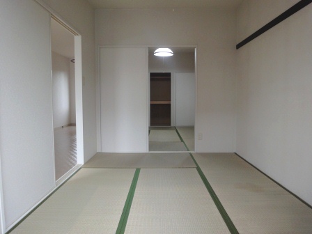 Other room space. South 6 Pledge Japanese-style room