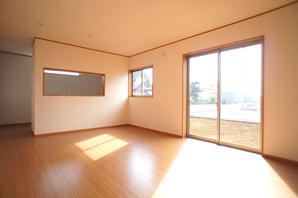 Living. Your family spacious living room that everyone is comfortable and welcoming Indoor (11 May 2013) Shooting Building 3