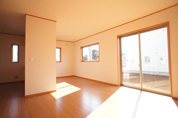 Living. Indoor (11 May 2013) Shooting 4 Building