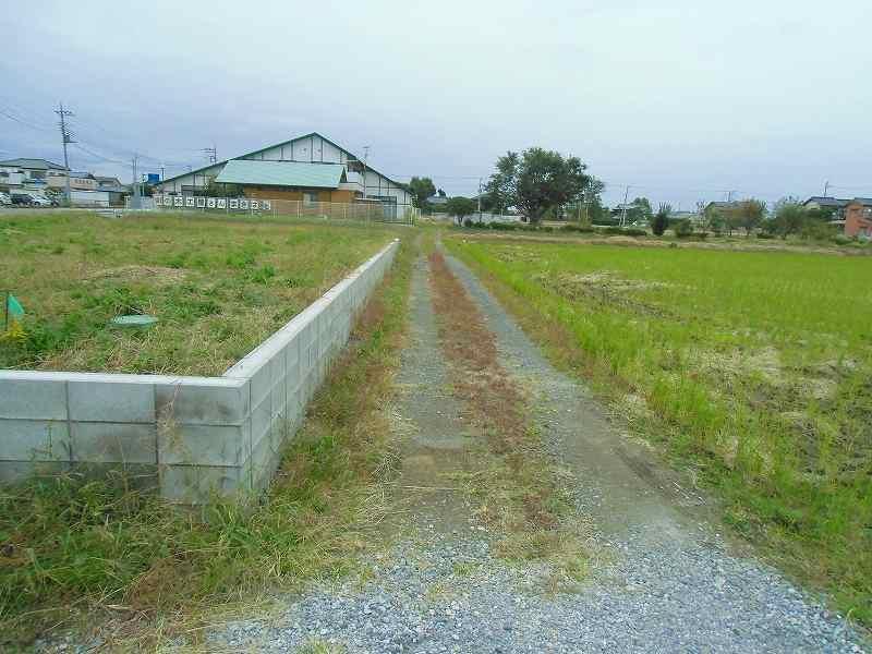 Local land photo. Local (10 May 2013) Shooting