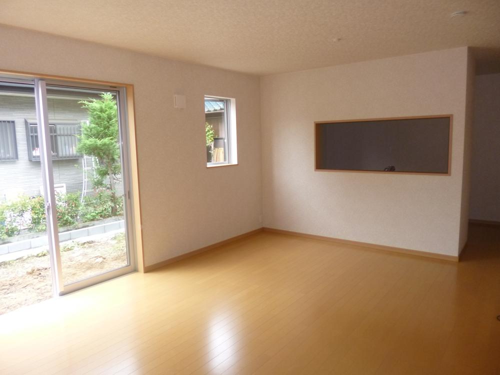 Same specifications photos (living). Example of construction. LDK15 Pledge