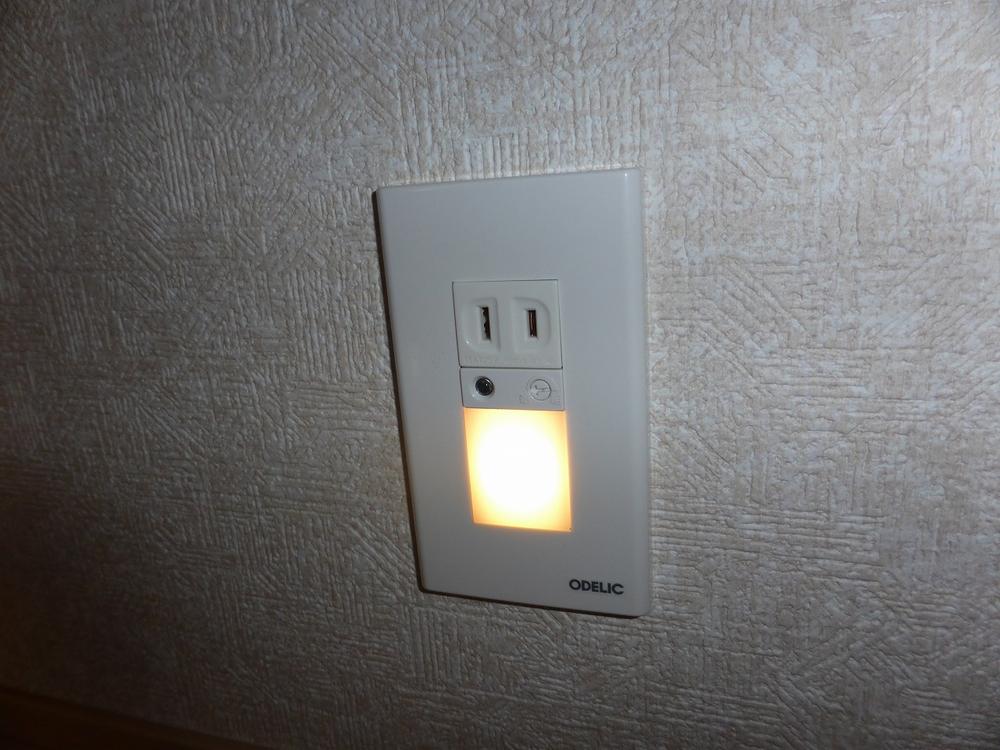 Other. Example of construction. Footlights