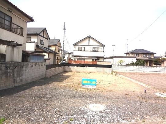 Local land photo. Local Photos