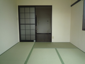 Living and room. Japanese-style room 6 quires