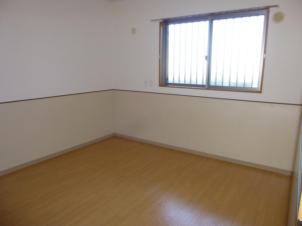 Other room space. Western-style 5.6 Pledge