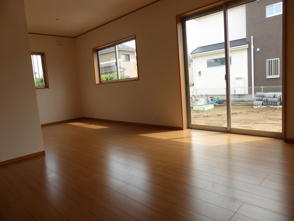 Living. 2013.9.2 shooting. LDK16 quires more