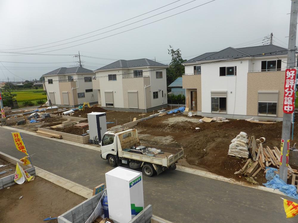 Local photos, including front road. 2013.9.2 shooting. Local appearance and front road