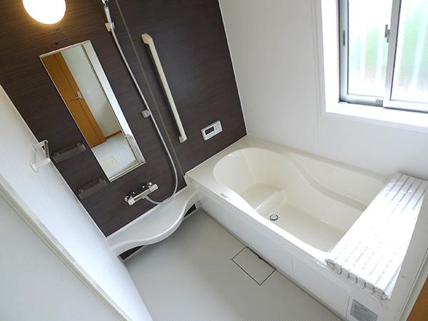 Bathroom. Indoor (10 May 2013) Shooting 1 Building