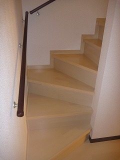 Other room space.  ■ Maisonette