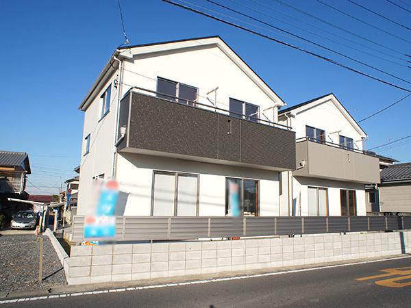 Local appearance photo. 1 Building