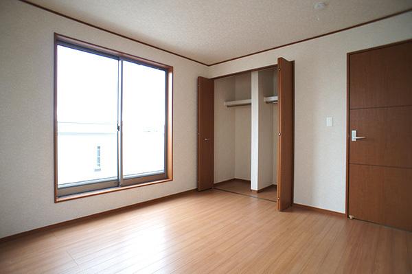 Non-living room. 1 Building 1 Building