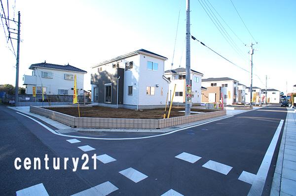 Local photos, including front road