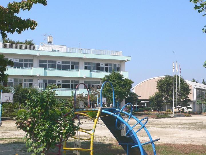 Other local. Water depth elementary school