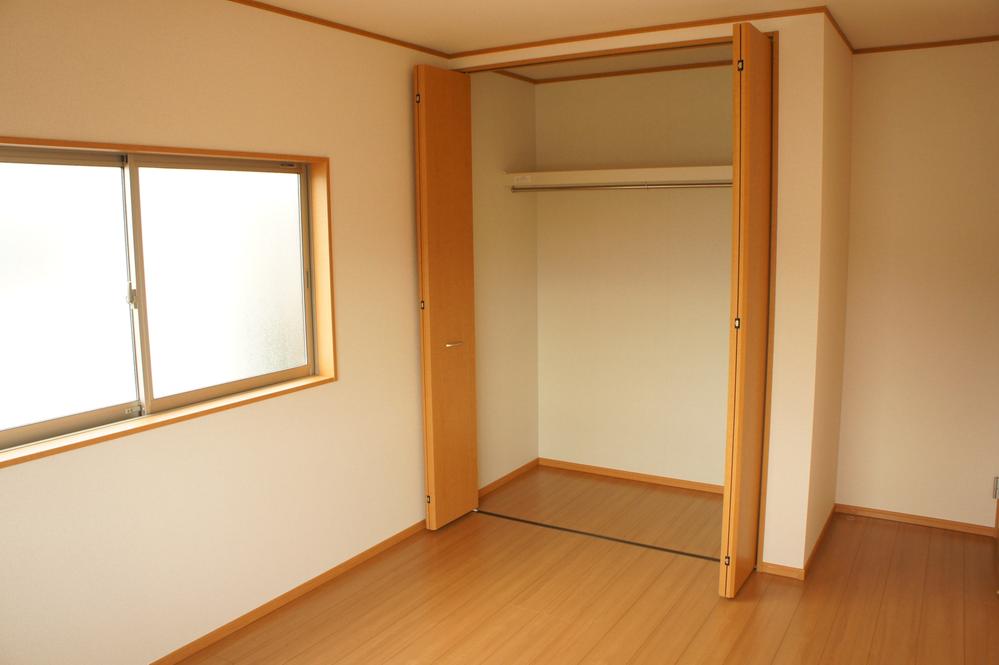 Non-living room. Indoor (10 May 2013) Shooting