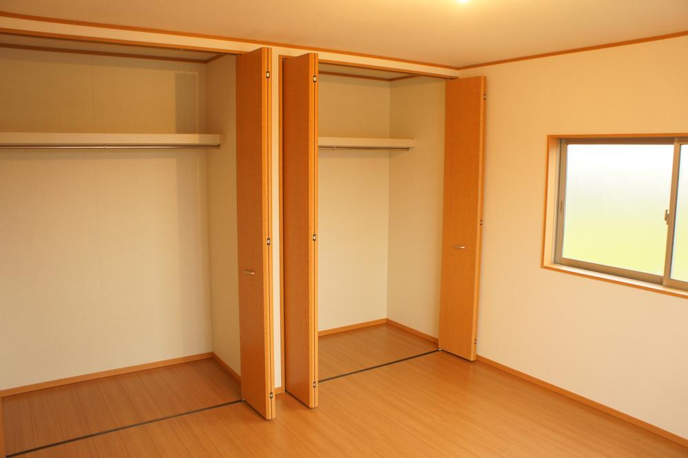 Non-living room. Indoor (10 May 2013) Shooting