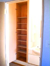 Receipt. Also there is a storage rack independently wash basin next to.