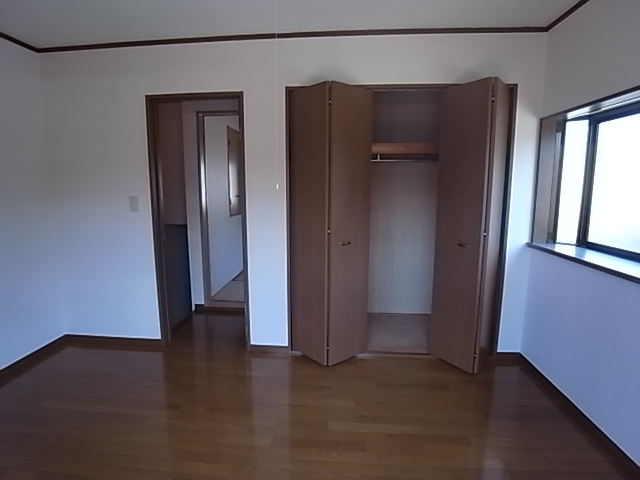 Receipt. There is also a cupboard closet.