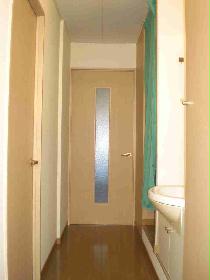 Other. Clean, great room with bright brown.