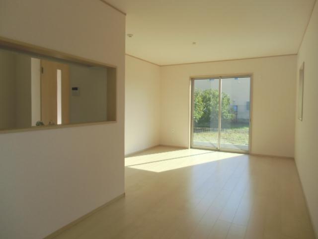 Living. 6 Building Indoor (11 May 2013) Shooting