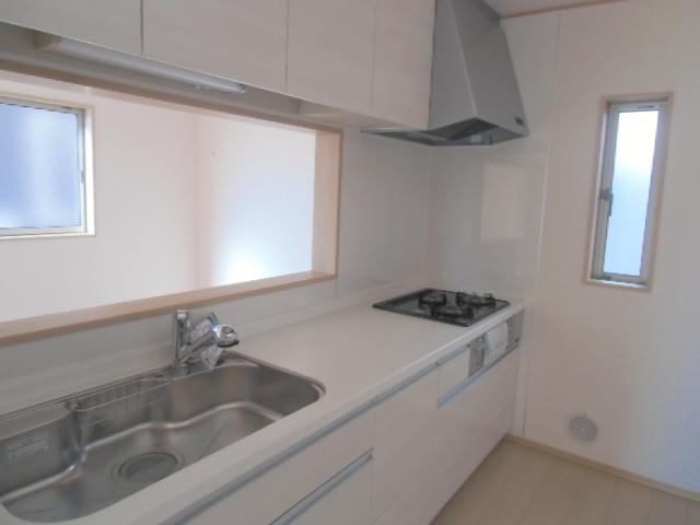 Kitchen. 6 Building Indoor (11 May 2013) Shooting