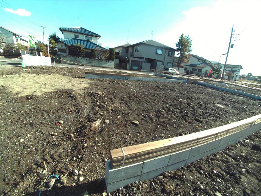 Local photos, including front road. Building 2 We offer the same use the finished model house of this property. Please feel free to contact us.