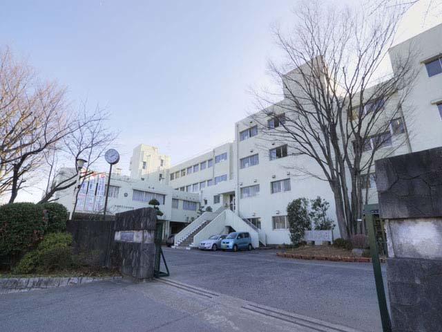 Junior high school. Kobari 1060m until junior high school