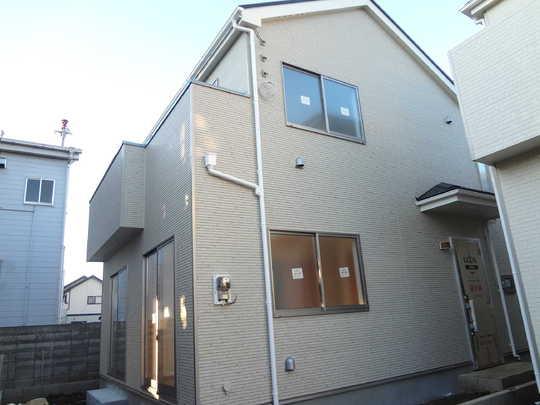 Local appearance photo. Building appearance