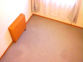 Living and room. Dated with table it is possible to fold.