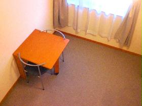 Living and room. The second floor is also high carpet specification soundproof effect.