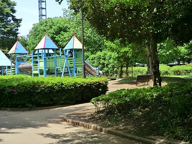 park. 2503m to Hiratsuka park