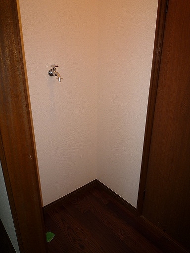 Other. Dressing room There is storage room washing machine