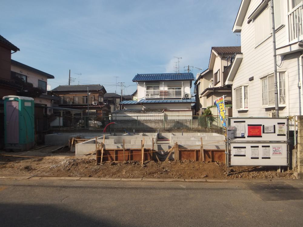 Local appearance photo. Local (11 May 2013) Shooting