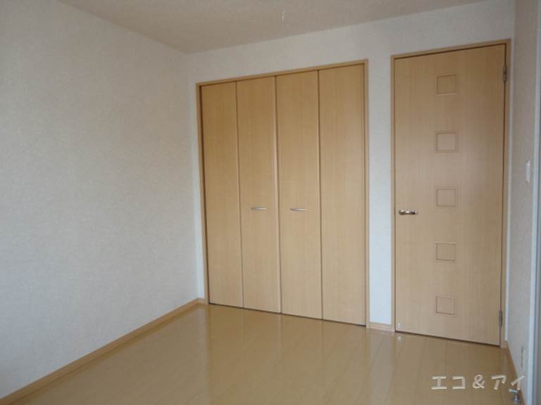 Other room space. Western-style 6 Pledge