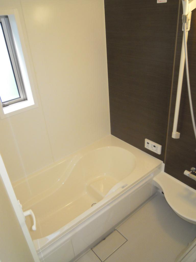 Bathroom. Indoor (June 2013) Shooting