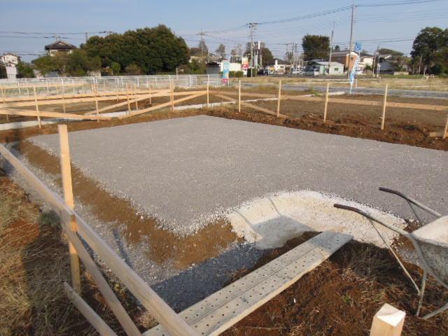 Local appearance photo. Local (10 May 2013) Shooting