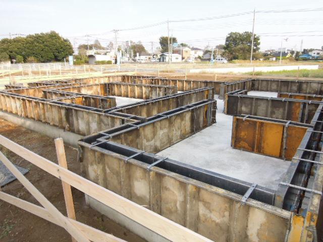 Other. It will be in the photo in the foundation work. During construction, Foundation is an important part! Rebar firmly construction we have to solid foundation. 