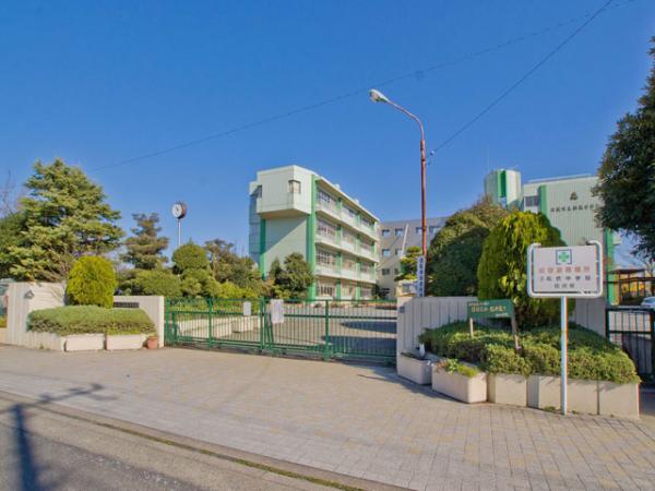 Junior high school. 820m up to junior high school Matsubushi stand Matsubushi junior high school