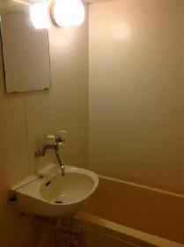 Bath. bus ・ Toilets are separately