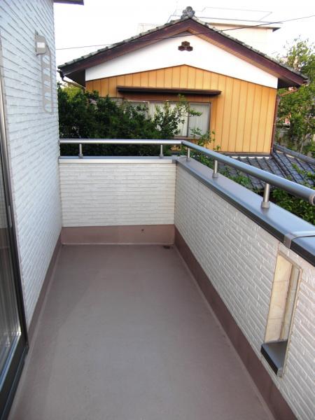 Balcony. South-facing balcony