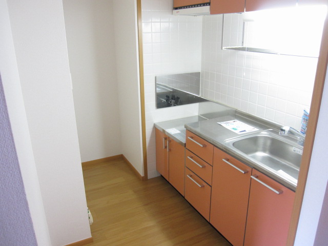 Kitchen. Another room reference photograph