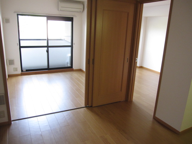 Other room space. Another room reference photograph